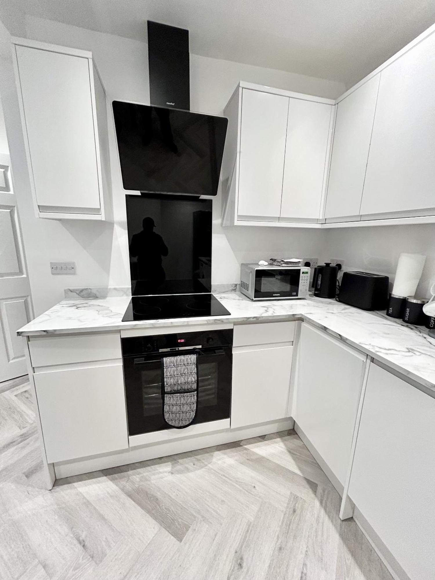 Lymer House - Stylish 3 Bedroom House In Вулвергемптон Екстер'єр фото
